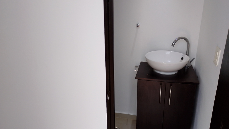 Departamento En Venta En Albert Con Terraza De 21m2