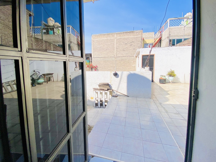 Casa En Venta, Con Departamento Independiente Incluido, En Gustavo A. Madero