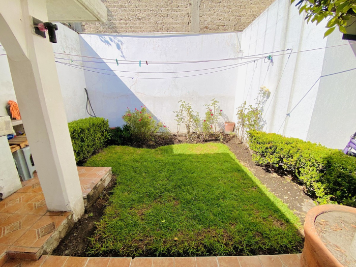 Casa En Venta, Con Departamento Independiente Incluido, En Gustavo A. Madero