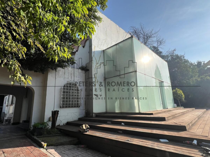 casa con uso comercial limitado en paseo de la reforma