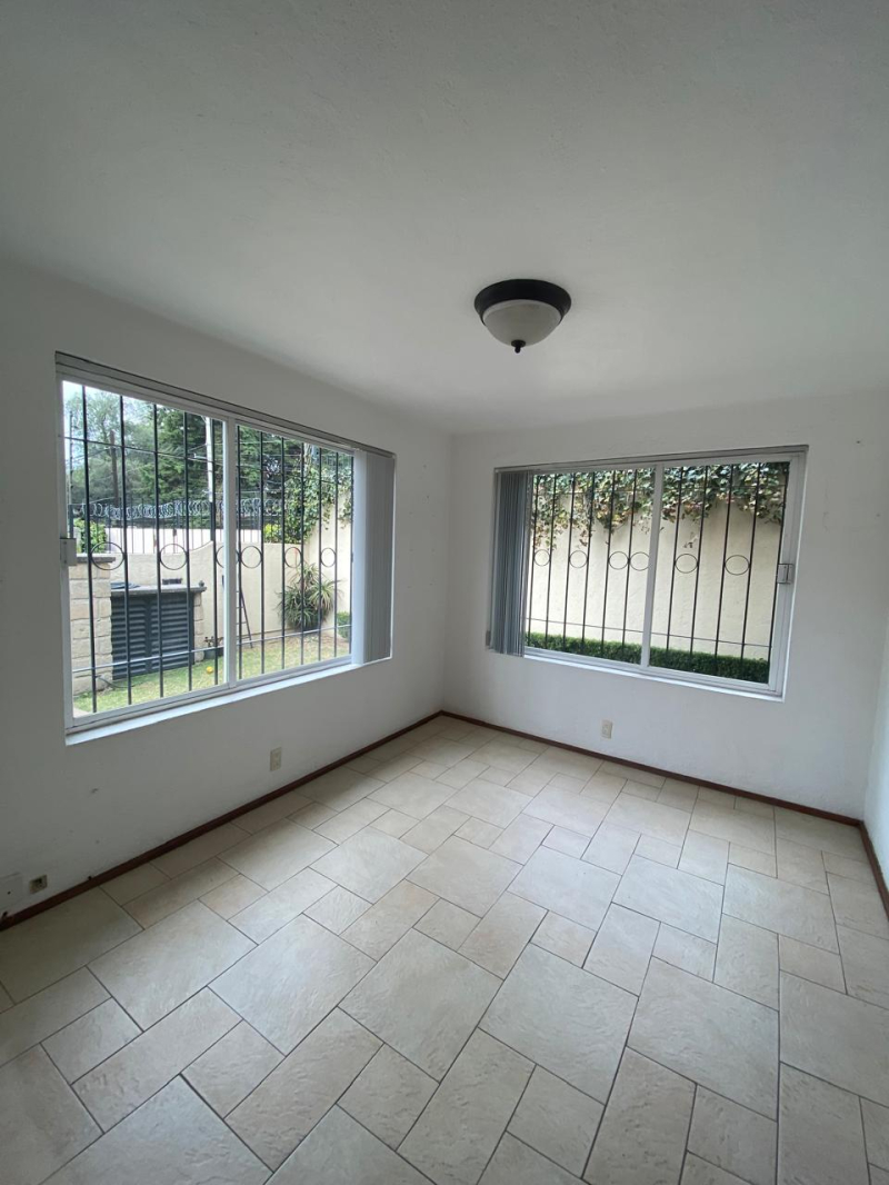 SE RENTA CASA EN REAL SAN MATEO NAUCALPAN ESTADO DE MEXICO