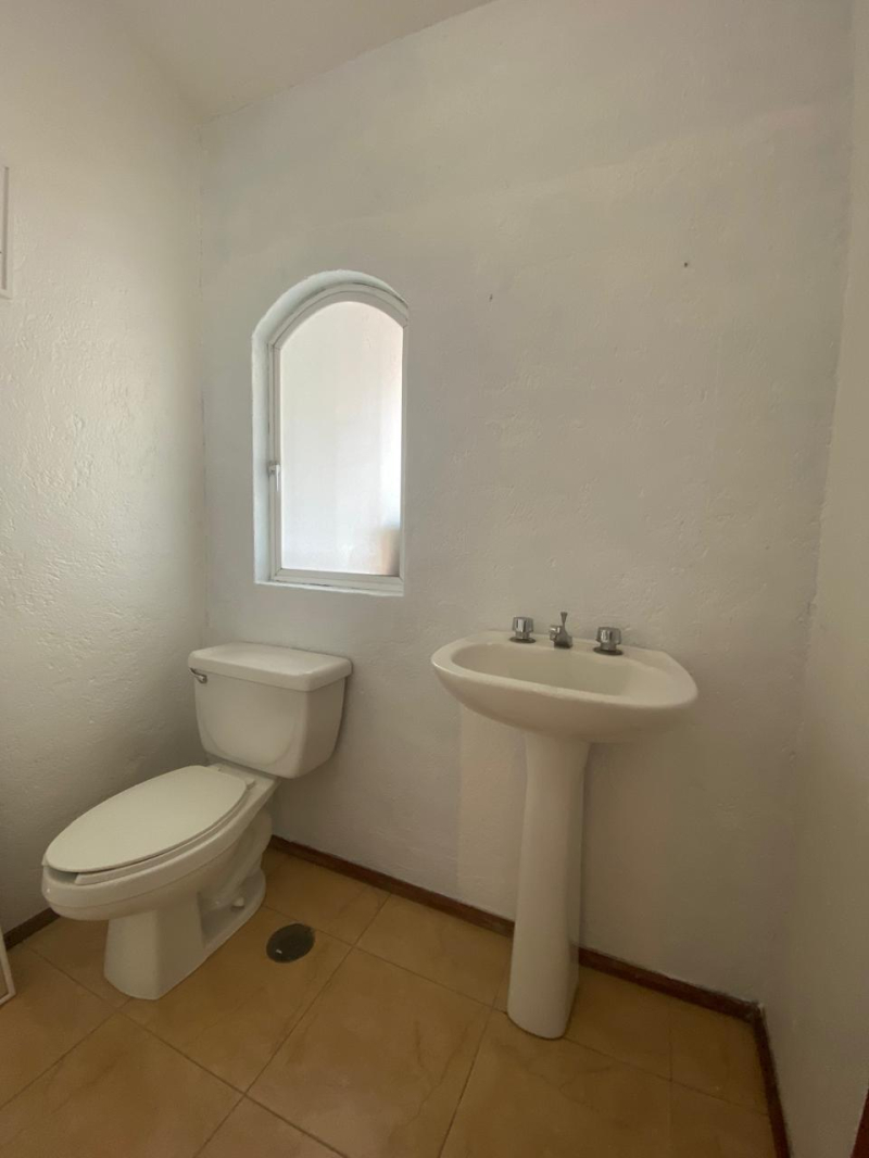 SE RENTA CASA EN REAL SAN MATEO NAUCALPAN ESTADO DE MEXICO