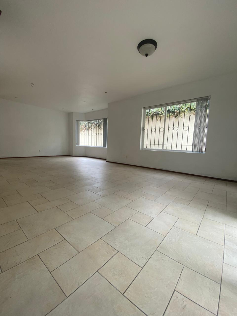 SE RENTA CASA EN REAL SAN MATEO NAUCALPAN ESTADO DE MEXICO