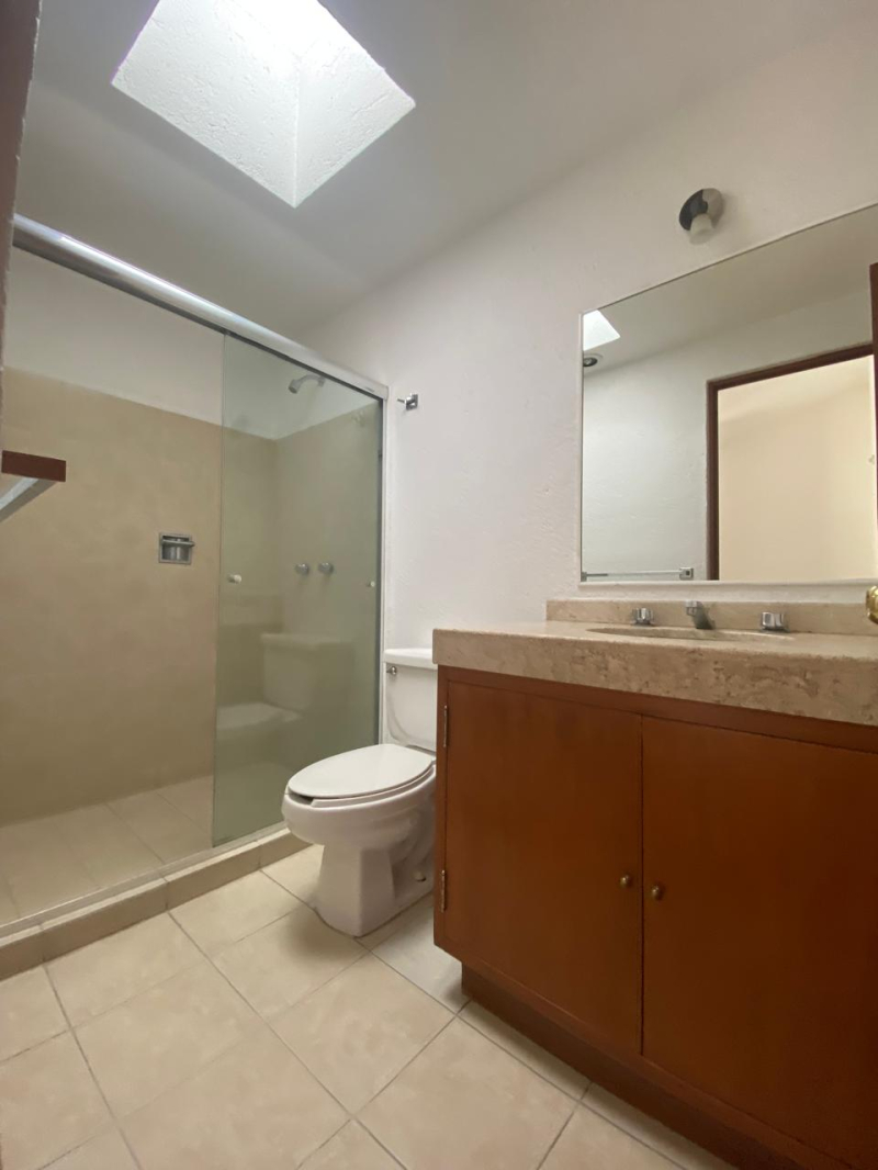 SE RENTA CASA EN REAL SAN MATEO NAUCALPAN ESTADO DE MEXICO