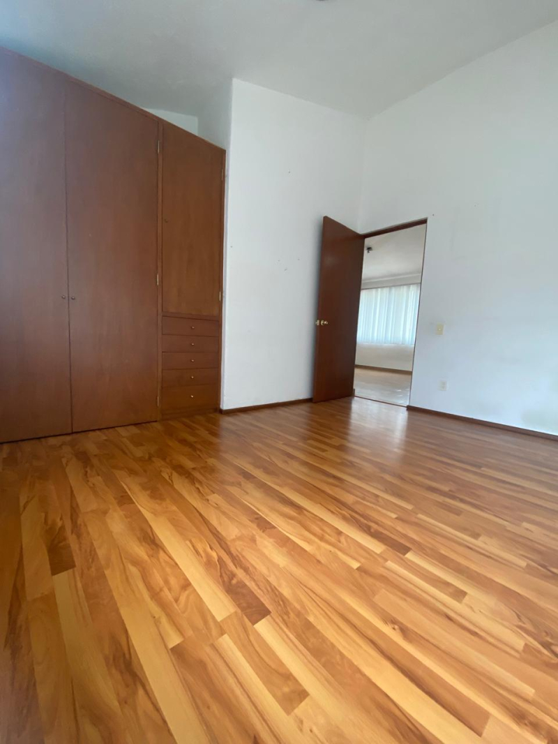 SE RENTA CASA EN REAL SAN MATEO NAUCALPAN ESTADO DE MEXICO