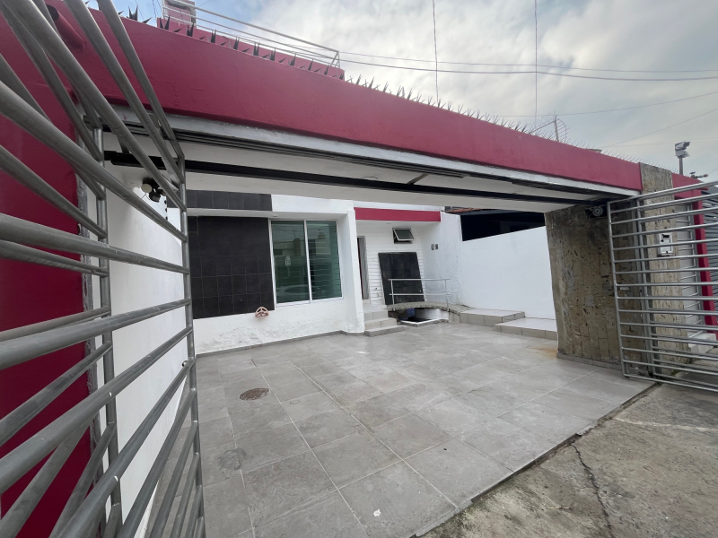 Casa En Renta En Arboledas 1a Secc