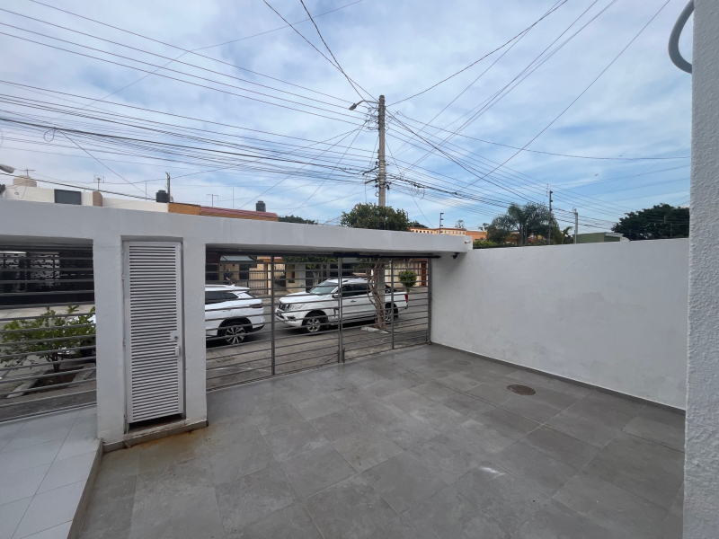 Casa En Renta En Arboledas 1a Secc