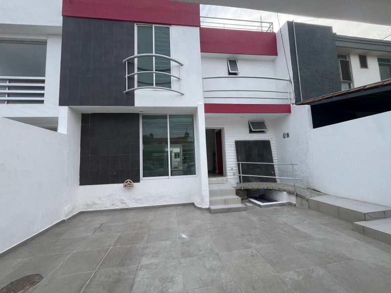 Casa En Renta En Arboledas 1a Secc