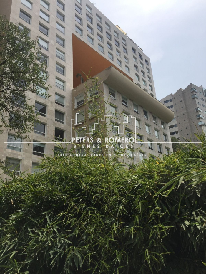 Terreno en Venta sobre Prol Reforma en Bezares