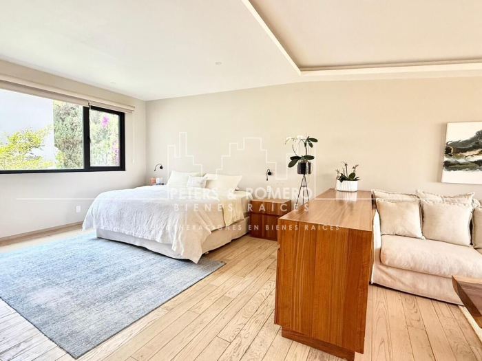 Residencia en Venta en Bosques de las Lomas