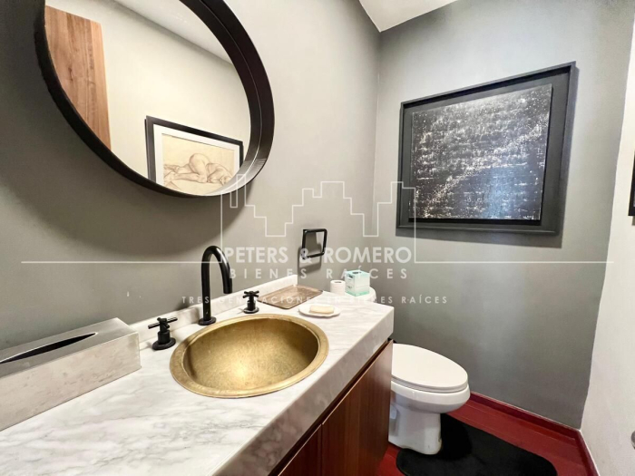 Residencia en Venta en Bosques de las Lomas