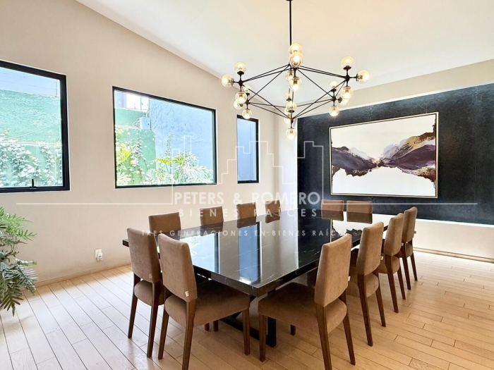 Residencia en Venta en Bosques de las Lomas