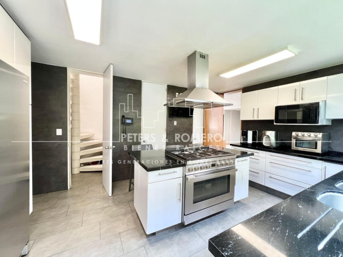 Residencia en Venta en Bosques de las Lomas