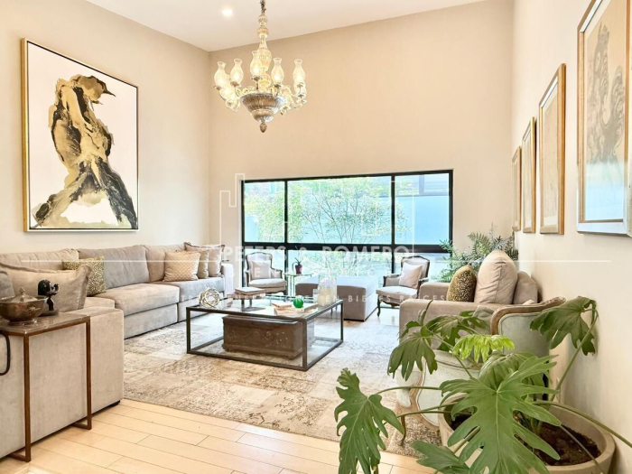 Residencia en Venta en Bosques de las Lomas