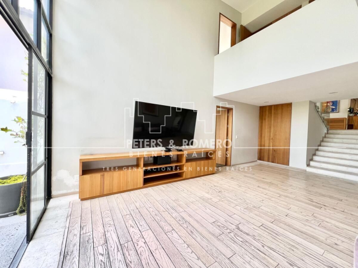 Residencia en Venta en Bosques de las Lomas