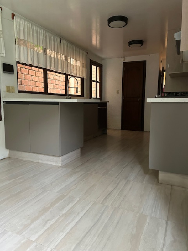 Casa En Venta En Lomas De Las Palmas