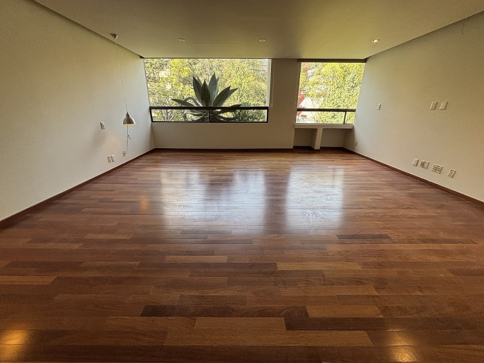 Renta Garden House a 5 minutos caminando de Arcos Bosques