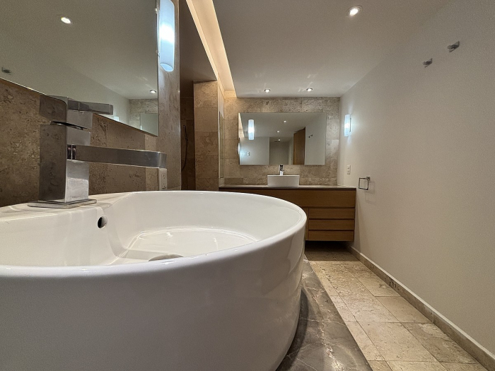 Renta Garden House a 5 minutos caminando de Arcos Bosques