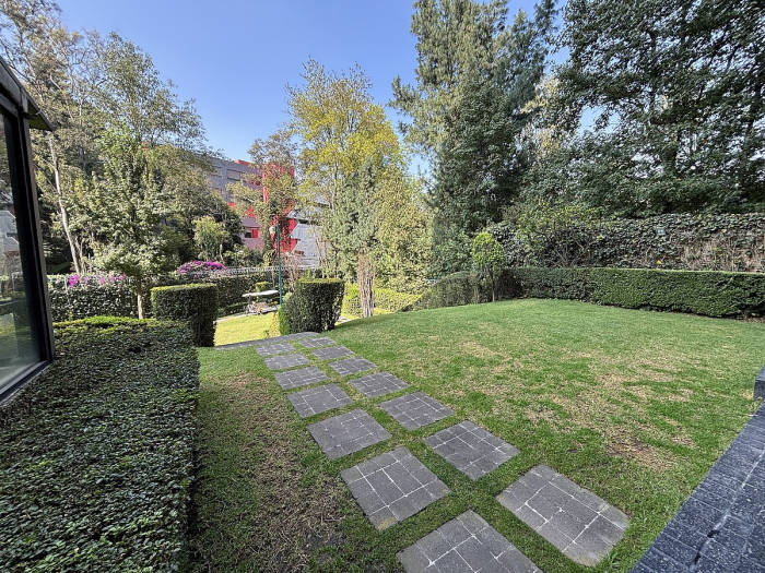 Renta Garden House a 5 minutos caminando de Arcos Bosques