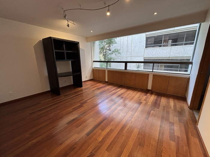 Renta Garden House a 5 minutos caminando de Arcos Bosques