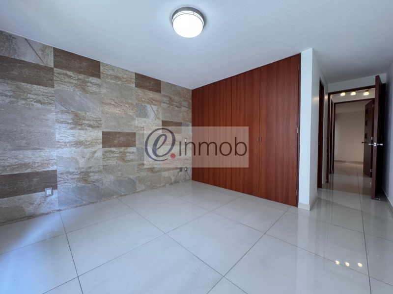 Venta Departamento En Granada