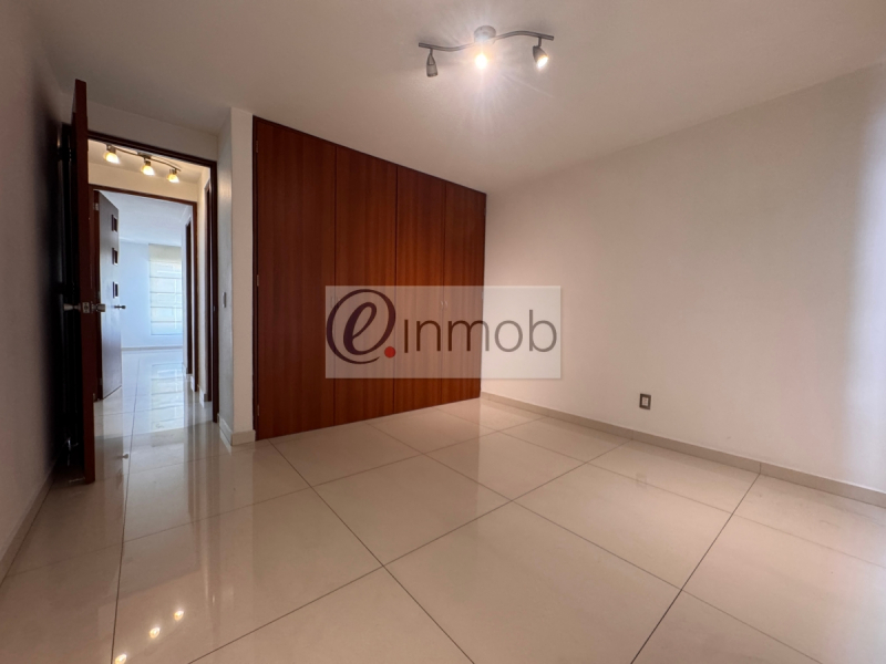 Venta Departamento En Granada