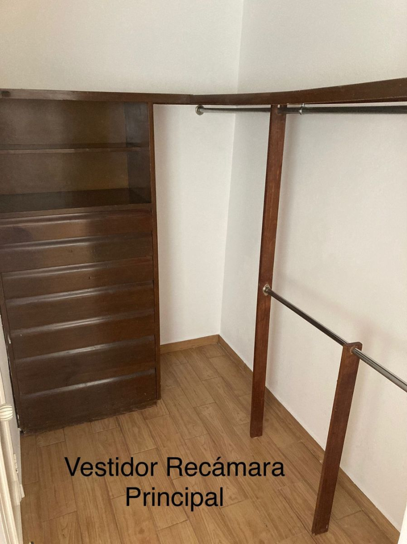 Departamento En Venta En Pedregal 2, Edificio Monza Piso 5