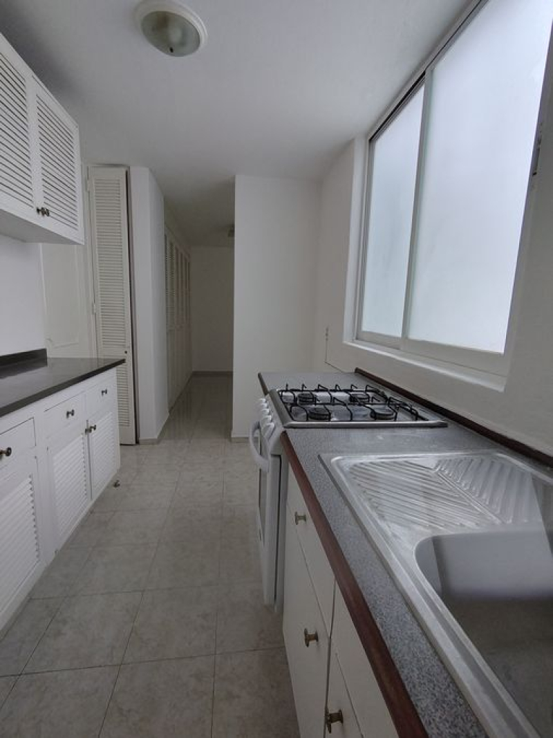 Venta Departamento En Pedregal 2, Edificio Monza Piso 5