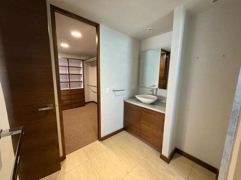 DEPARTAMENTO EN VENTA - PALMA REAL - HACIENDA DEL CIERVO - INTERLOMAS 