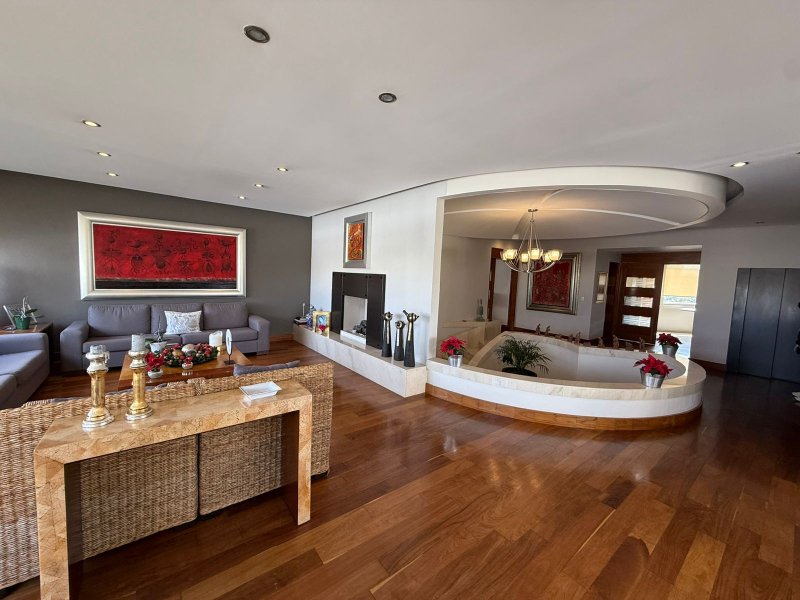 DEPARTAMENTO EN VENTA - REAL DEL COUNTRY- LOMAS COUNTRY CLUB - INTERLOMAS