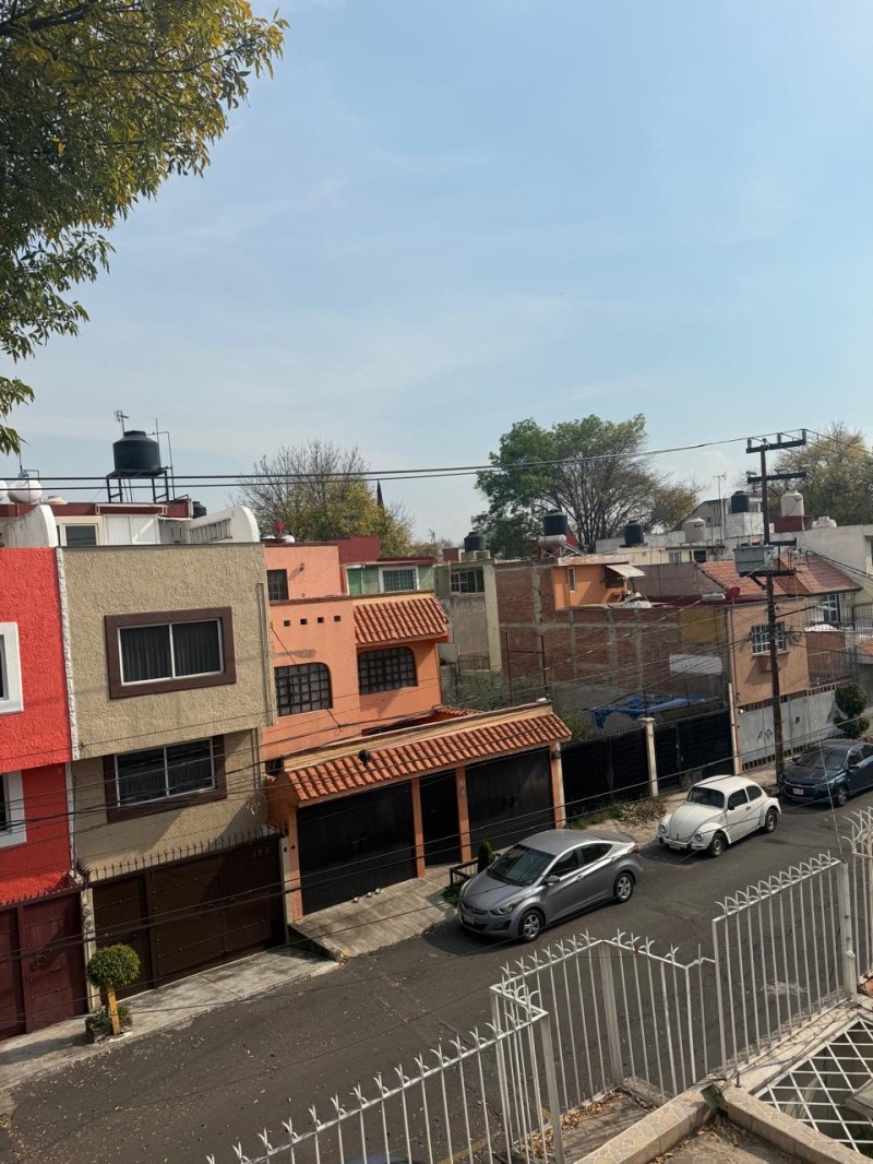 CASA EN VENTA EN PRIVADA PARA REMODELAR - LOS CIPRESES - COYOACÁN