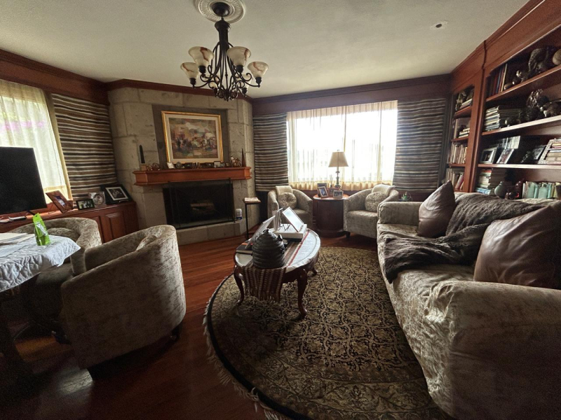 CASA EN PRIVADA EN VENTA - LA LOMA - BOSQUES-LOMAS 