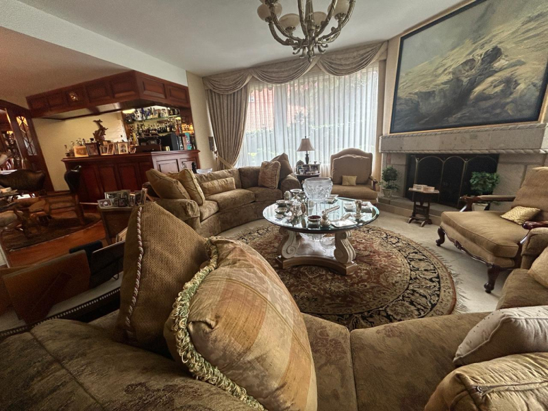 CASA EN PRIVADA EN VENTA - LA LOMA - BOSQUES-LOMAS 