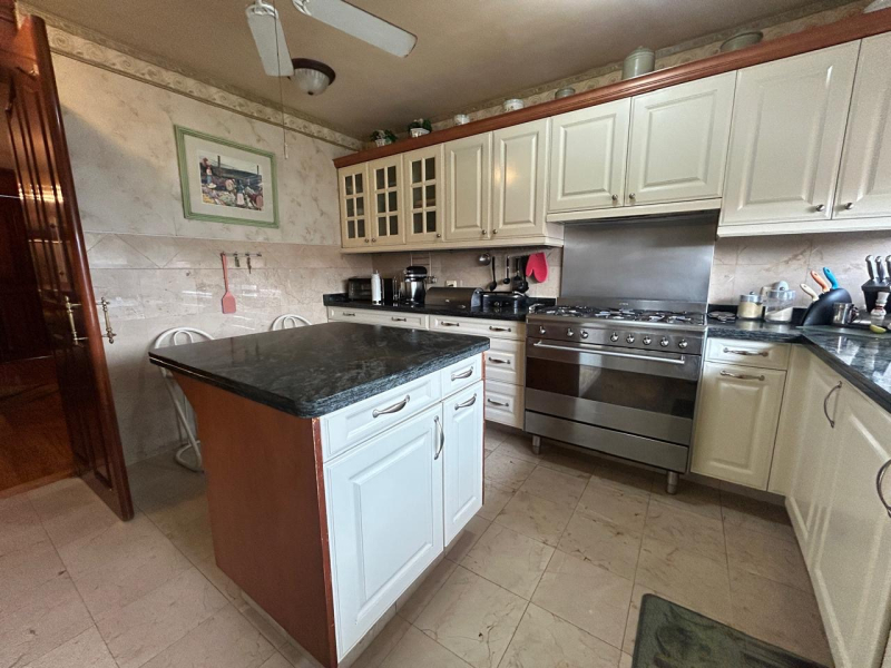 CASA EN PRIVADA EN VENTA - LA LOMA - BOSQUES-LOMAS 