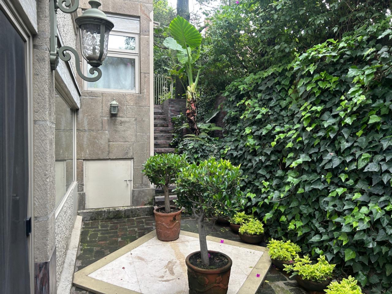 CASA EN PRIVADA EN VENTA - LA LOMA - BOSQUES-LOMAS 