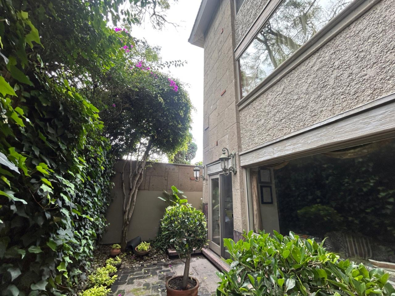 CASA EN PRIVADA EN VENTA - LA LOMA - BOSQUES-LOMAS 