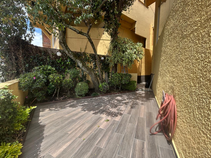 CASA EN VENTA EN PRIVADA - PIRACANTOS - LAURELES - BOSQUES DE LAS LOMAS 