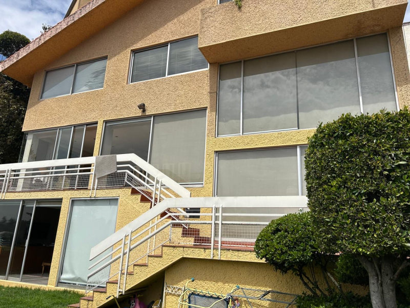 CASA EN VENTA EN PRIVADA - PIRACANTOS - LAURELES - BOSQUES DE LAS LOMAS 