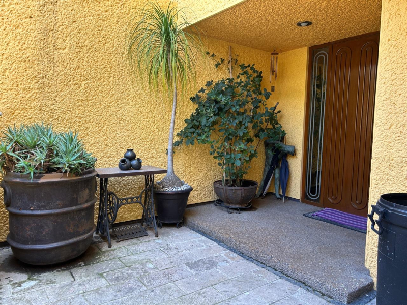 CASA EN RENTA EN PRIVADA - PIRACANTOS - LAURELES - BOSQUES DE LAS LOMAS 