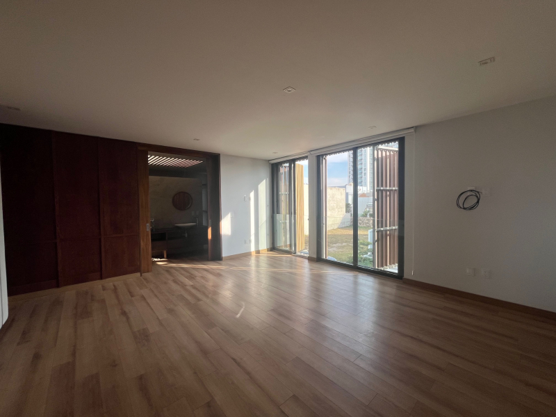 Residencia En Renta Puerta Lomas En Zapopan