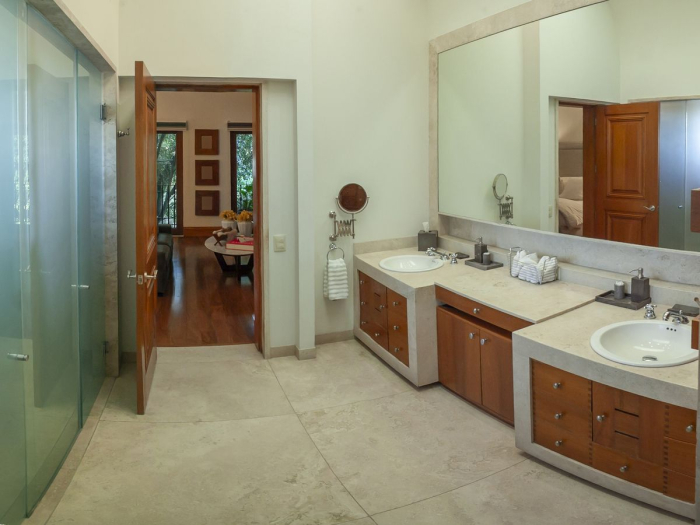 Excelente casa en privada en Bosques de las Lomas