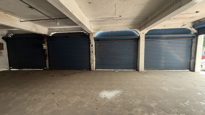 local en esquina a metros de conscripto