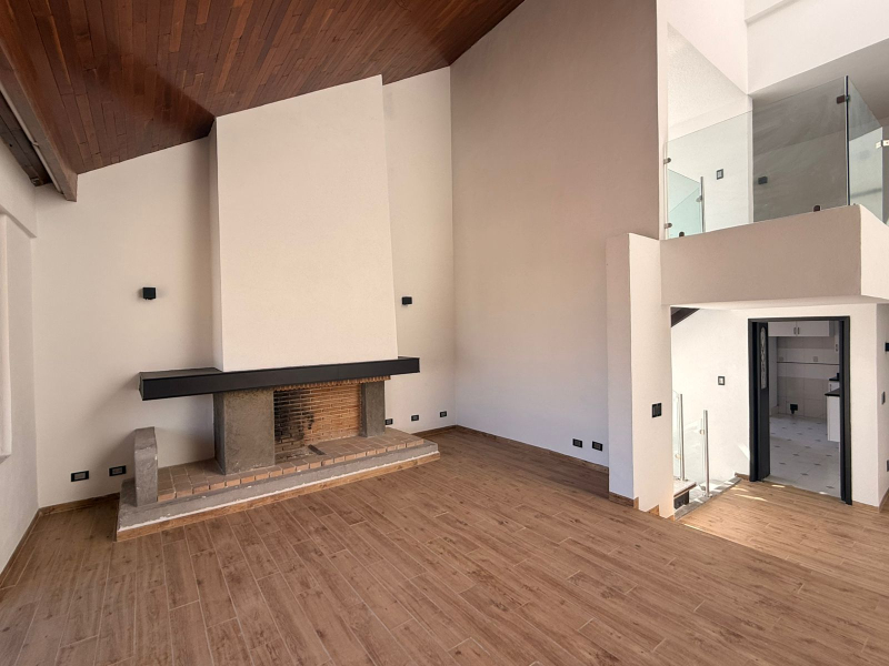 VENTA CASA PASEO DE LOS LAURELES