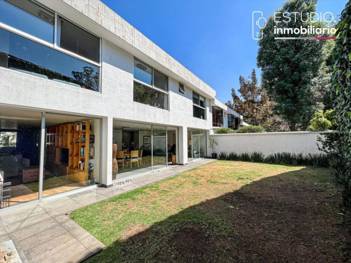 Casa en Venta en Bosques de las Lomas