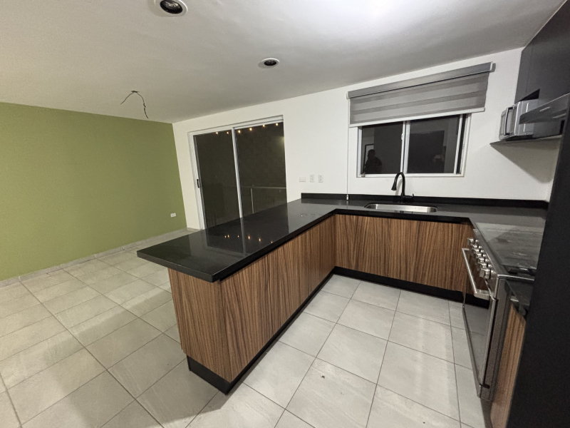 EN RENTA DEPARTAMENTO CERCA ANTEA PRIVALIA