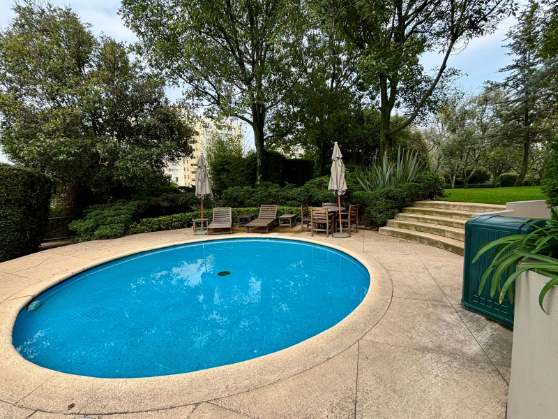 Departamento En Venta En Lomas Country