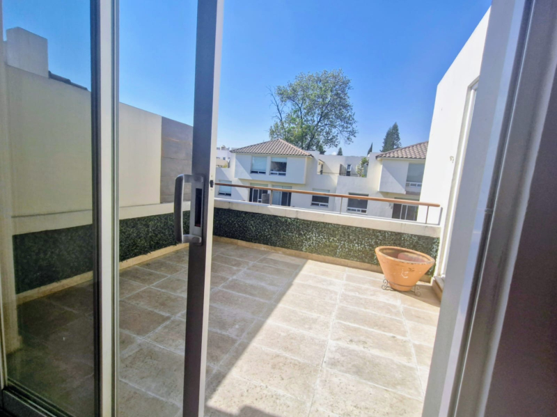 CASA EN VENTA EN PRIVADA - AV. TOLUCA- OLIVAR DE LOS PADRES 