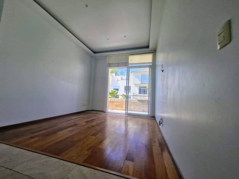 CASA EN VENTA EN PRIVADA - AV. TOLUCA- OLIVAR DE LOS PADRES 