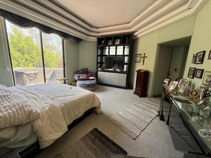 CASA EN VENTA EN PRIVADA TOTALMENTE REMODELADA - AV. CLUB DE GOLF - PLACET -INTERLOMAS