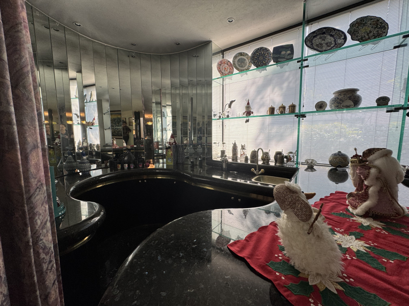 CASA EN VENTA EN PRIVADA TOTALMENTE REMODELADA - AV. CLUB DE GOLF - PLACET -INTERLOMAS